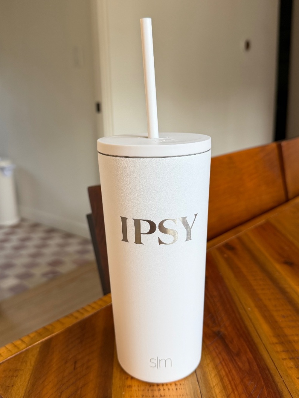 IPSY Classic White Tumbler 20 Oz.